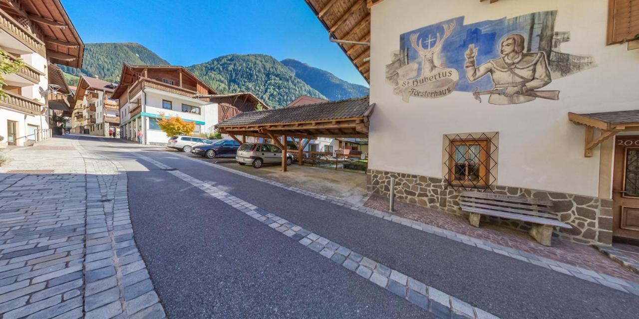Apartments Hubertus Bei Meran San Leonhard in Passeier Exteriör bild
